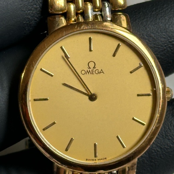 Omega De Ville Prestige 395.0875.2 Gold-Plated 33mm Luxury Dress Watch - Picture 4 of 16